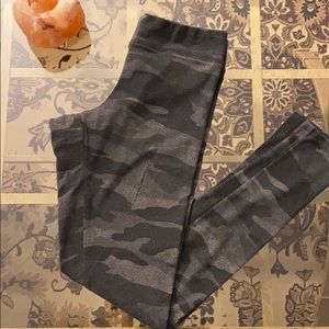 Garage Black Camo Leggings!